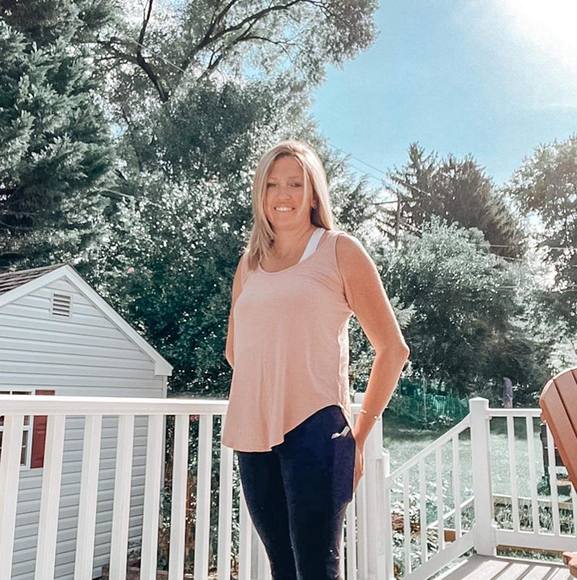 Meet your Posher, Michele - Picture 1 of 1